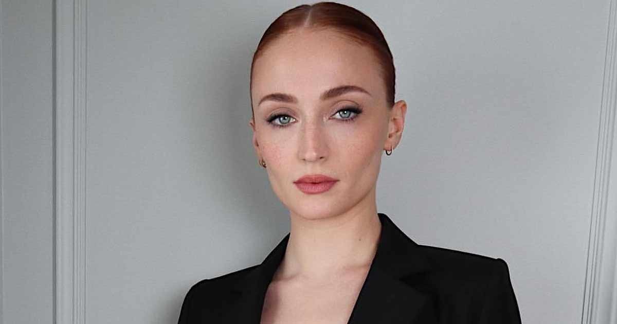 sophie turner revealed role assistance through instagram followers 01.jpg