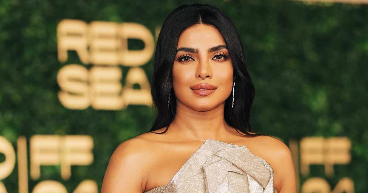 heres why madhu chopra scolded priyanka chopra during aitraaz phase 01.jpg