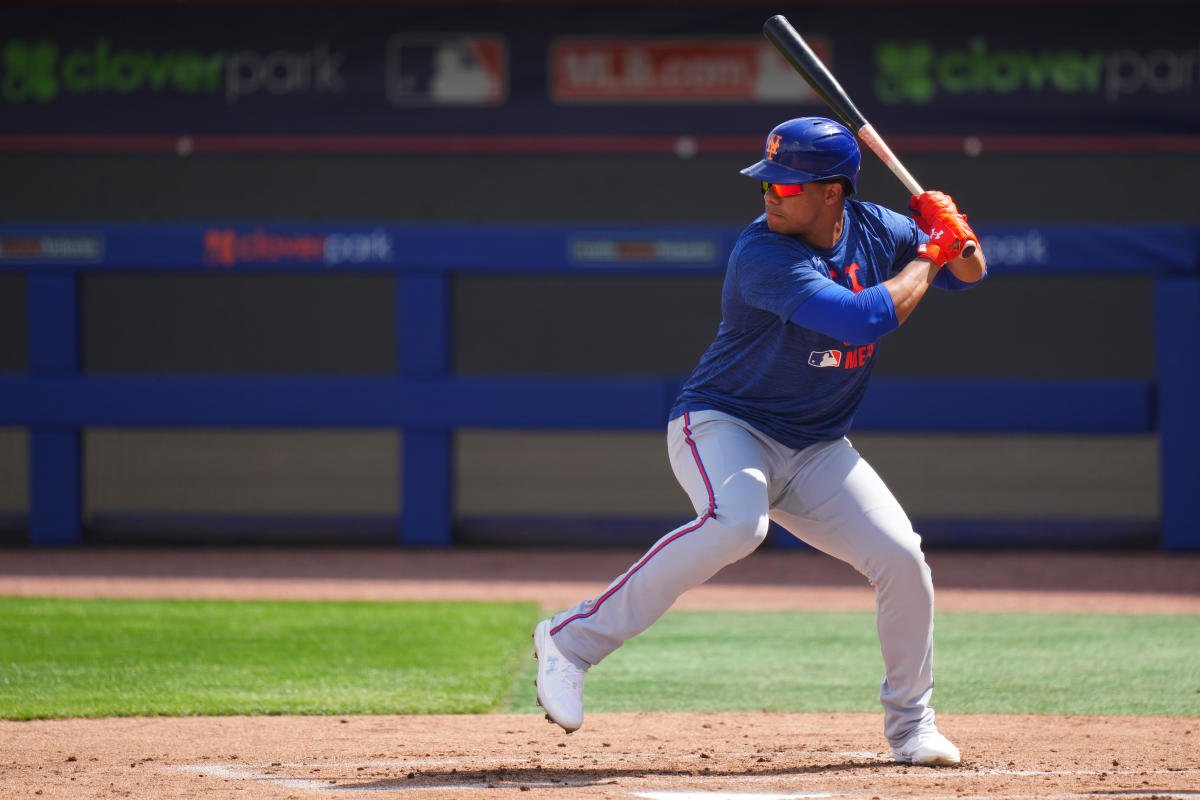 Juan Soto hits homer to deep middle subject in 1st spring coaching at-bat with Mets